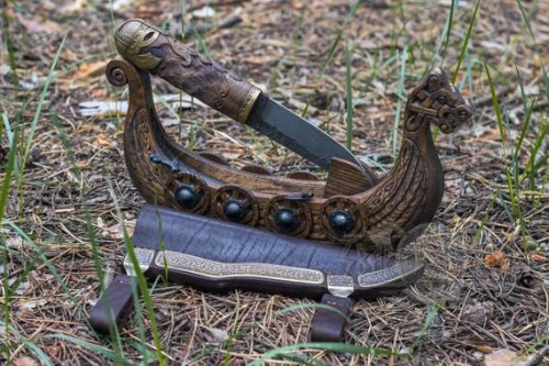 coolkenack:Viking blade and holder from KharkivForge on...