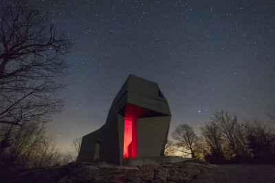 Gemma Observatory / Anmahian Winton Architects