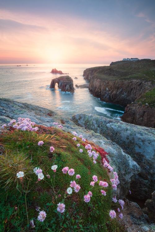 drxgonfly:Lands End (by Michael Breitung)