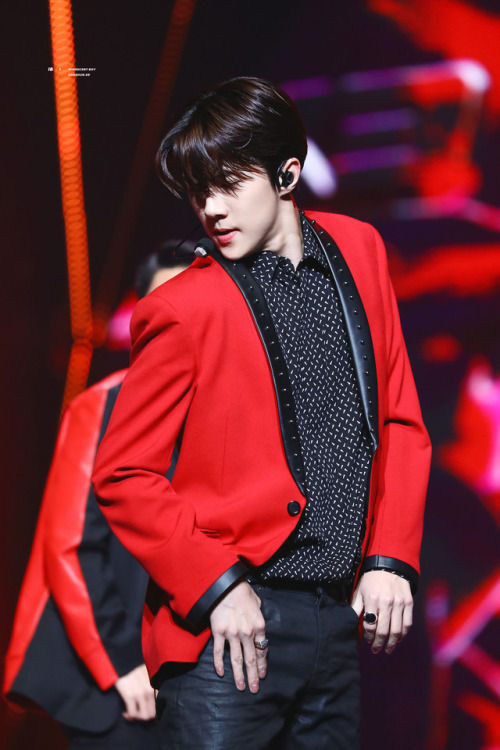 fy-sehunoh:[HD] 181228 Sehun - 2018 KBS Gayo...