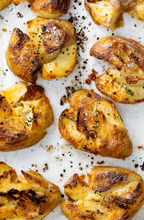 foodffs:Crispy salt and pepper smashed potatoesFollow for...