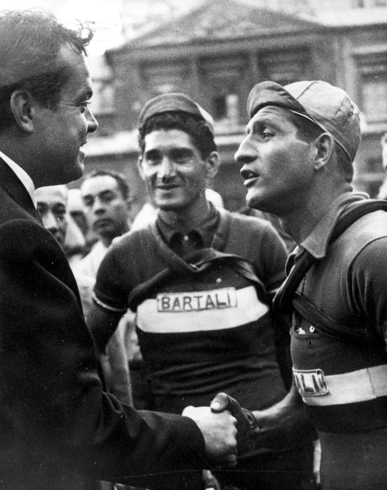 Ciclismo épico, legendario: Bartali, Coppi, Anquetil, Bahamontes, Gaul, Gimondi, Merckx... Tumblr_nyft20jX8i1tl183ro1_1280
