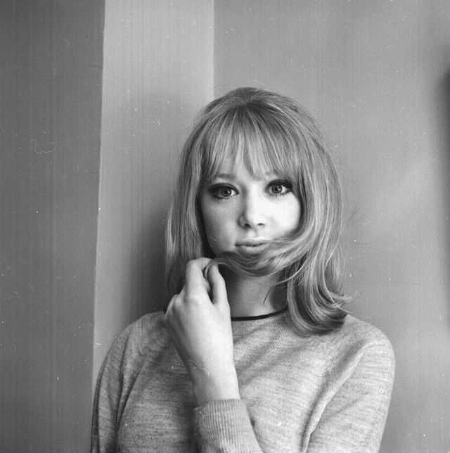 sixties pattie boyd her home photographed by larry sixties pattie boyd her home photographed by larry