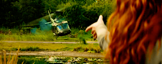 Sansa Stark derruba helicóptero - X-Men: Dark Phoenix