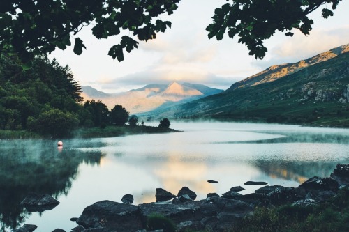 Llynnau Mymbyr, Wales www.danielcasson.co