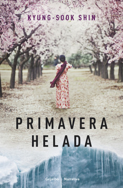 â«Era la primera vez que él me llamaba en ocho años. Reconocà su voz al instante.»
Ocho largos años de silencio. Pero, después de oÃr su voz, Yun no puede evitar que los recuerdos la embarguen y la transporten a la época en que era una joven y...