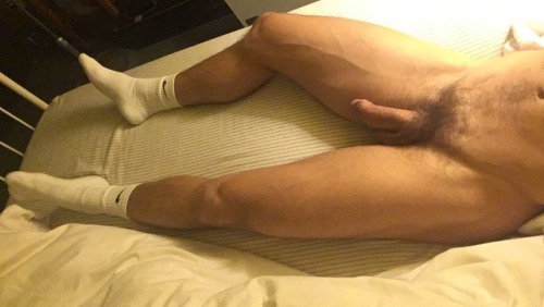 guysinshortsandsocksxxx:Insta boy @matty553 naked in his...