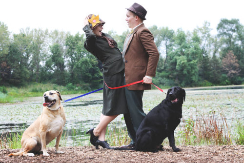 mydollyaviana:boredpanda:Couple Recreates ‘101 Dalmatians’...