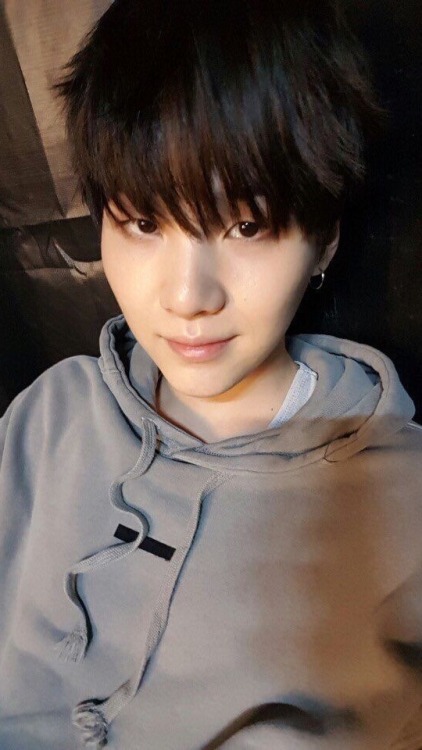 Yoongi selca  Tumblr