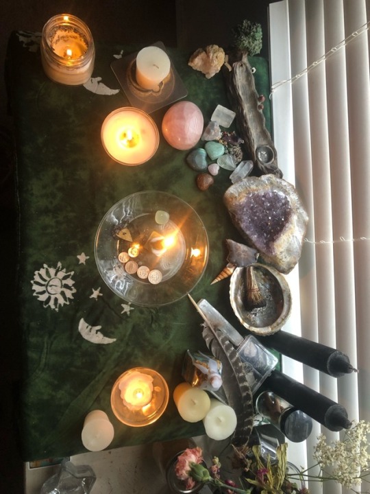 wiccan altar on Tumblr