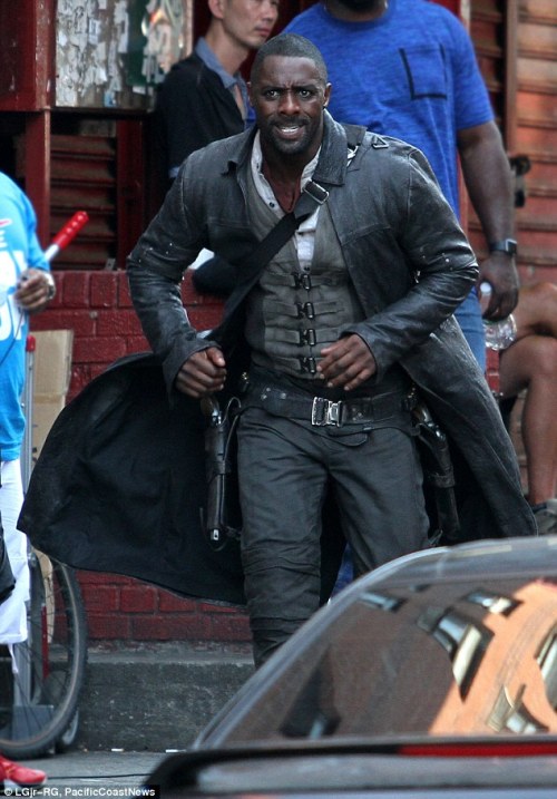 superheroesincolor: Idris Elba as Roland Deschain // The Dark...