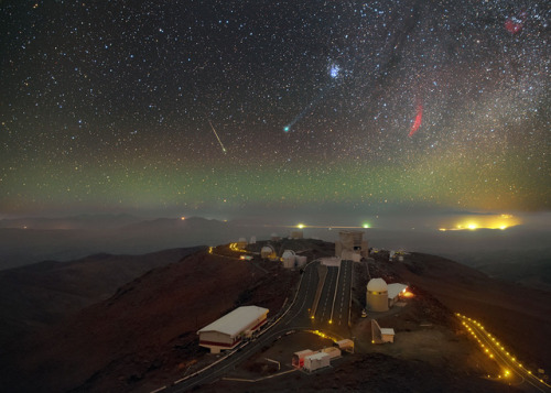 astronomyblog:ESO’s La Silla Observatory over the night...