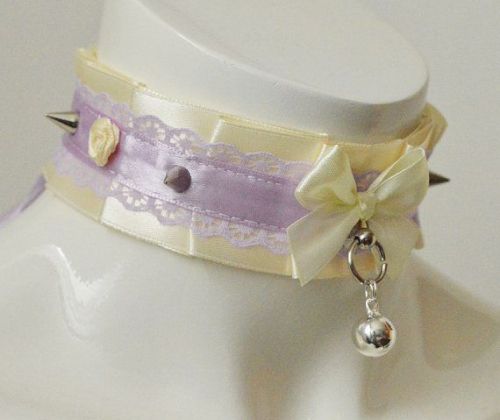 mooncakespastel:Adorable choker accessories.