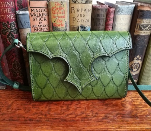 sosuperawesome:Leather BagsBlack Orchard Emporium on EtsySee...