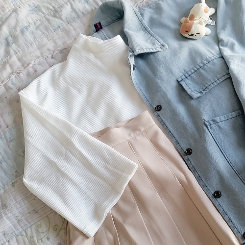 uyuro:ootd for 160723! had a study date at the library, and a...