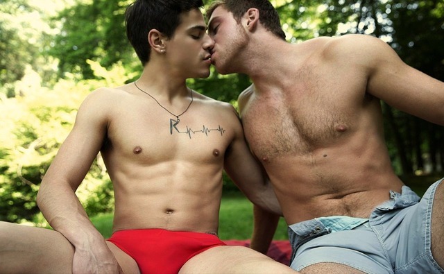 Gay Kissing Posted Fri Jul GMT Eastern Daylight Time GMT