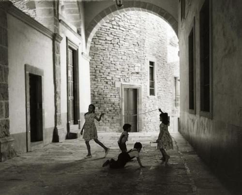 kafkasapartment:Untitled, Mexico. C. 1960-70s. (kids playing...