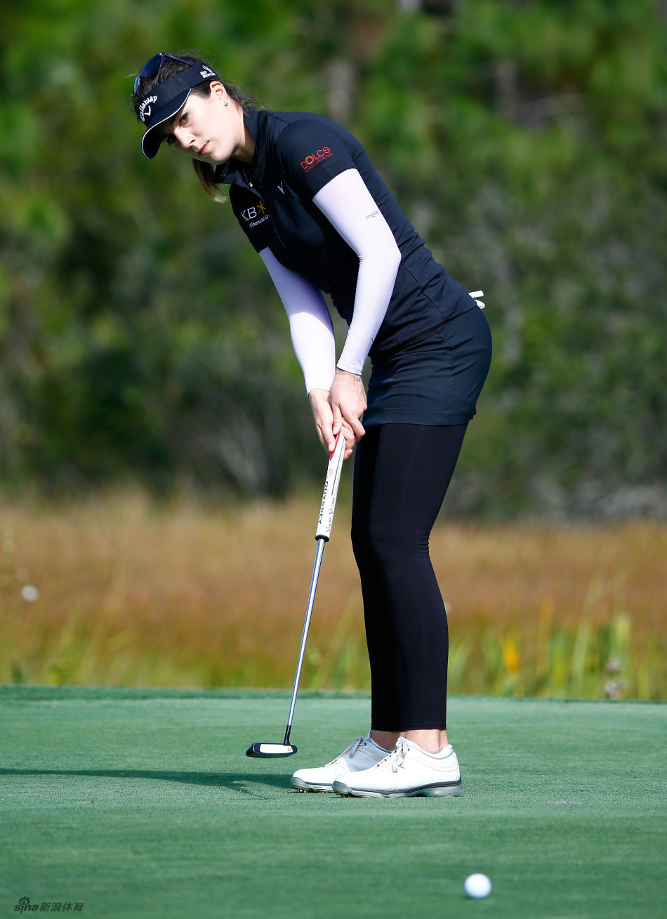 LPGA Tights — Sandra Gal at the CME Group Tour Championship