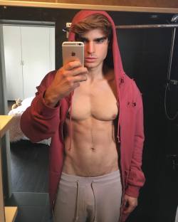 @6packboyss