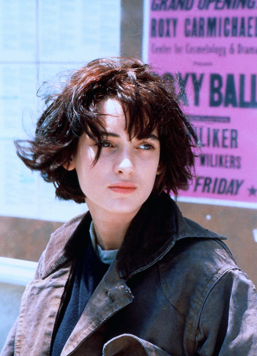 shesnake:Winona Ryder in Welcome Home, Roxy Carmichael (1990).