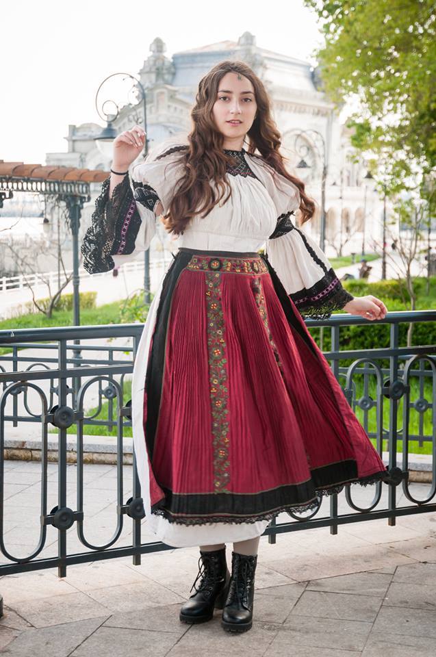 Traditional Romanian Costume From Margau Cluj Simona Moon