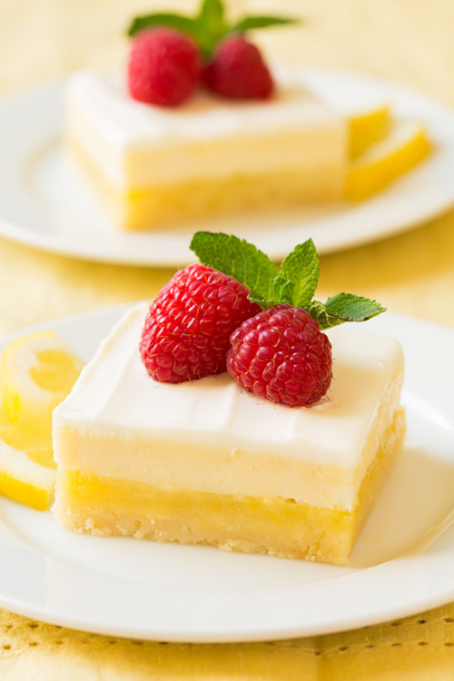 foodffs:Cheesecake Lemon BarsReally nice recipes. Every...