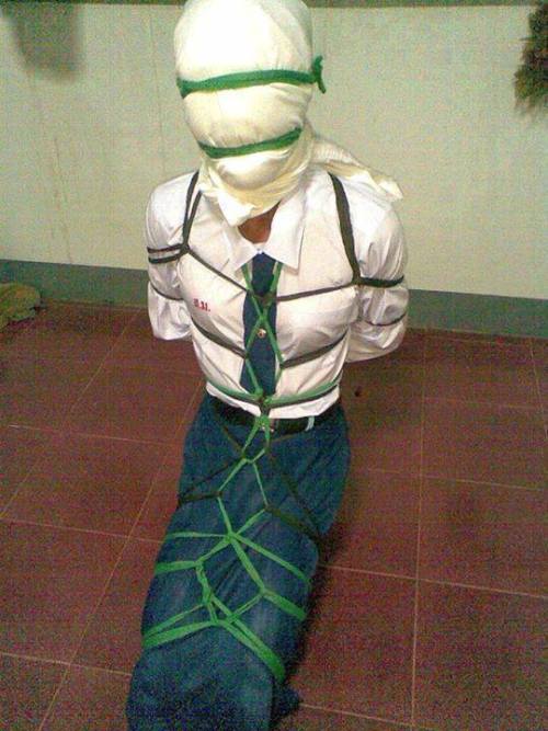 lets-kriyazur-rhan:Indonesian student bondage session ! Found...