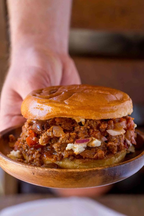 foodffs:Greek Sloppy Joes made with ground beef, tomato gravy,...