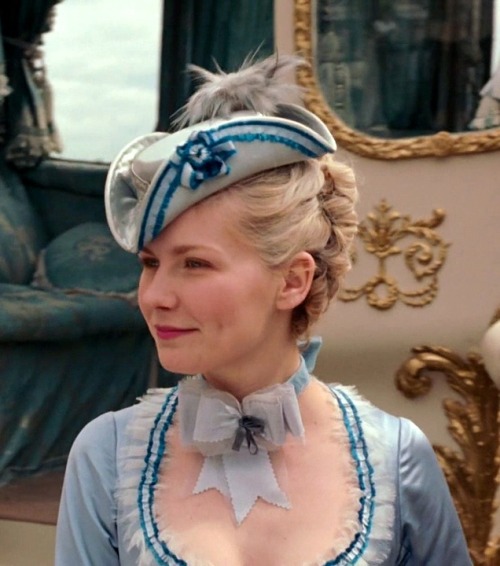 marie antoinette corset