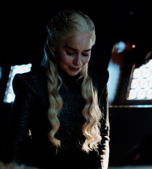 game of thrones jon snow daenerys targaryen jonerys kit harington emilia clarke jon x dany beyond the wall dany x jon s7 this made my day tbh