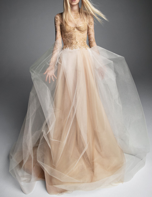 hautecouturesource:Vera Wang Bridal Fall 2019 