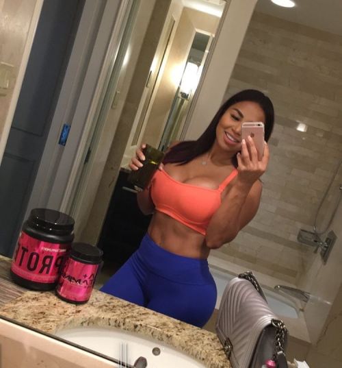 dollycastro:@Shredz BCAA’s after my morning workout. Even...