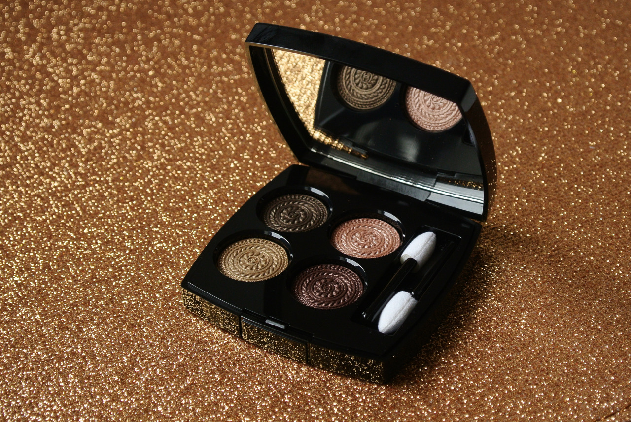 Chanel Lumiere Graphique Exclusive Creation Eyeshadow Palette