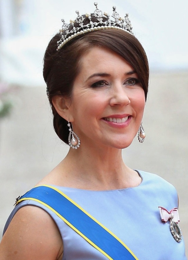 Royal Roaster - Crown Princess Mary - Swedish Royal Weddings