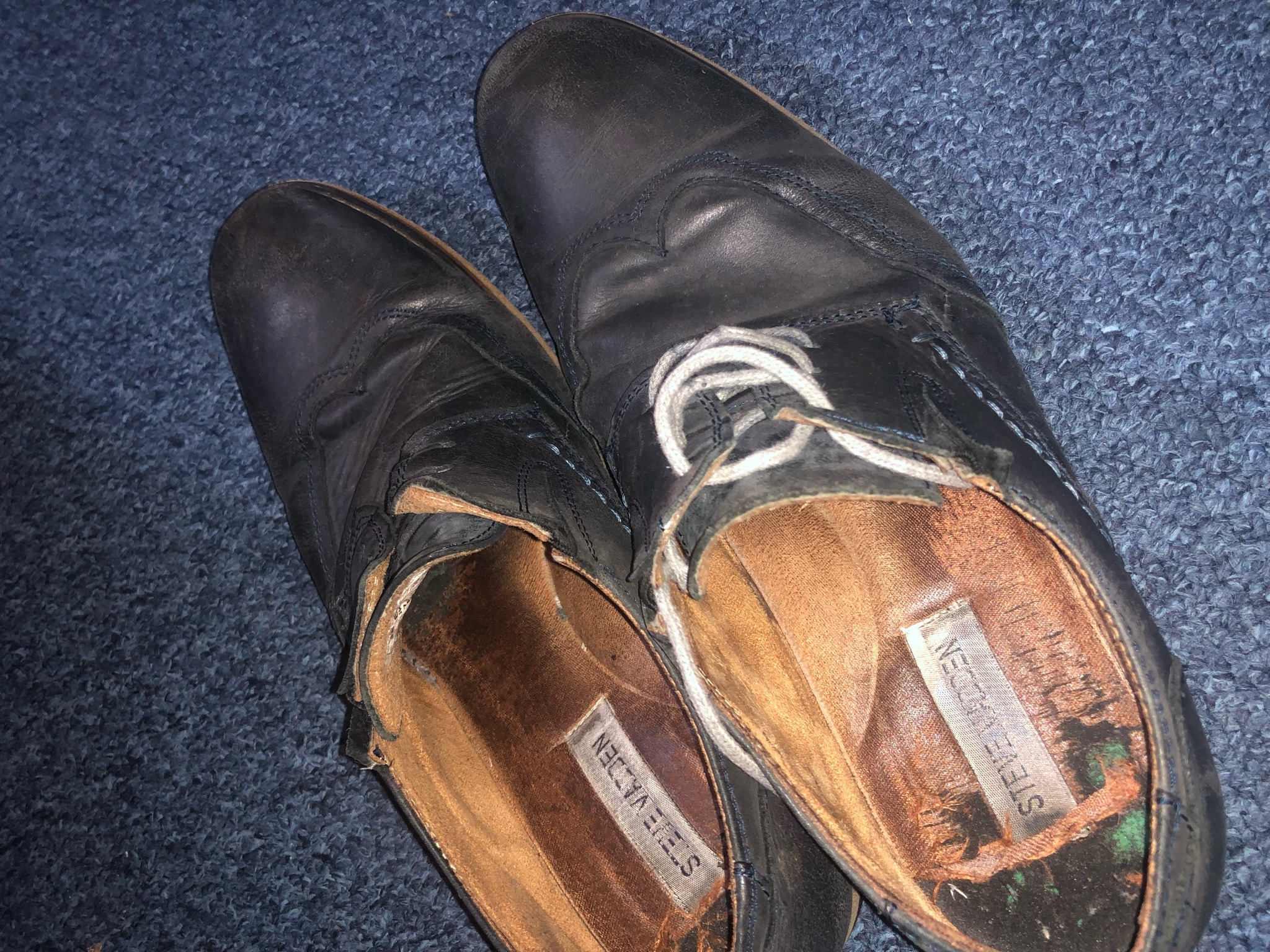 male foot wears