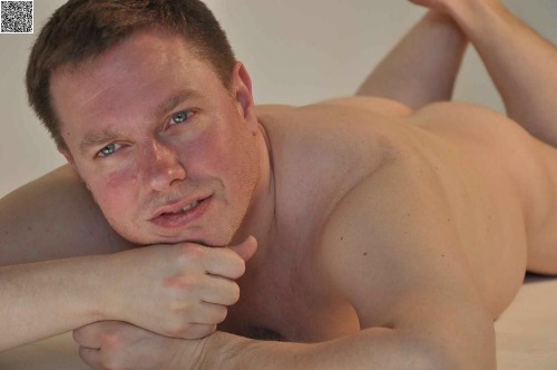 diablos6s:Tom from Cologne, GermanyLoves to be exposed…