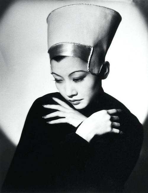 wehadfacesthen:Anna May Wong, 1932