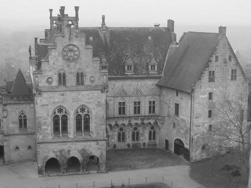 derwandelndegeist-deactivated20:Burg Bentheim - Kronenburg ab...