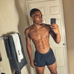 datdamndante:  Dallas MichealSnack or meal? 😜😜Ig: datdamndante 🔥🔥  Doesn&rsquo;t