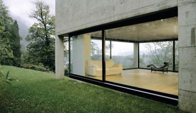 unstablelemons:<br /><br />subtilitas:<br /><br />Luigi Snozzi - Casa Gobbi, Tegna 2004. Via (pdf!).<br /><br /><br />Cement oasis.