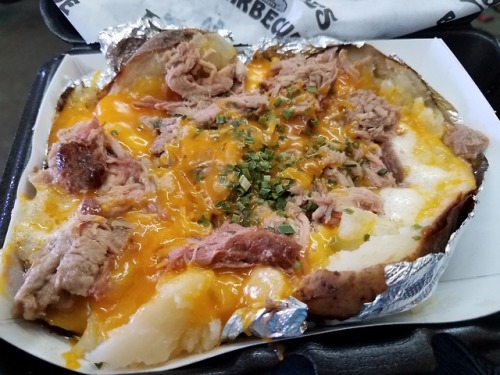 goodfoodgrove:[OC] Pulled pork stuffed potato with cheddar...