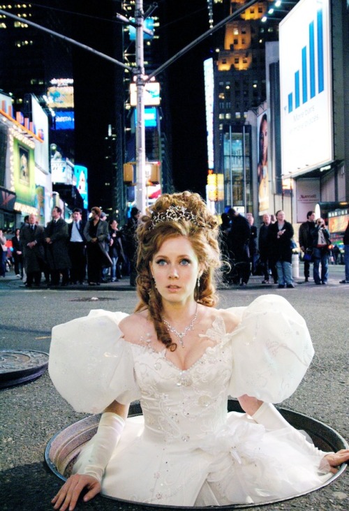 hollywoodlady:Amy Adams inEnchanted, 2007truth coming out of...