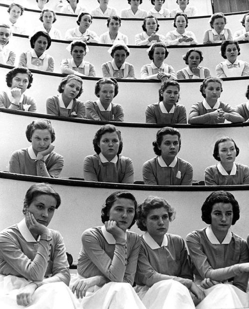 furtho:Class for student nurses at the Roosevelt Hospital...