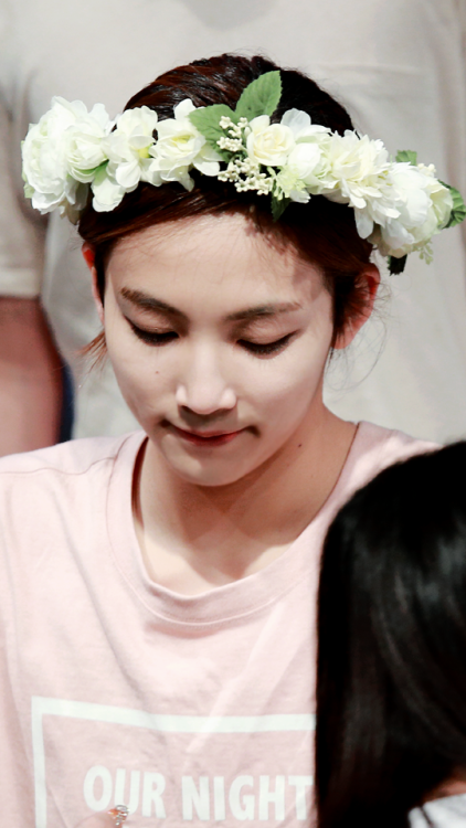 kwallpapers:❀ seventeen x flower crown wallpapers ✿for...