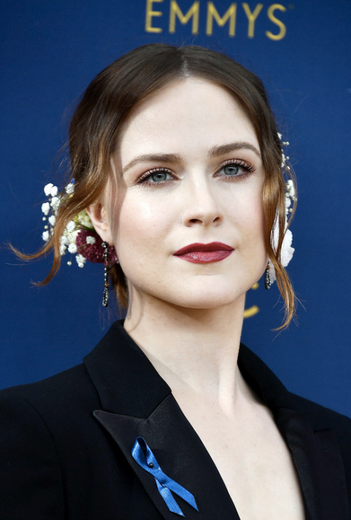 daenerys-stormborn:Evan Rachel Wood @ the 70th Emmy Awards in...