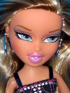 phoebe bratz doll