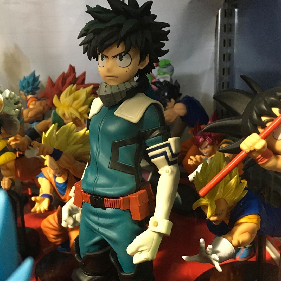 deku statues