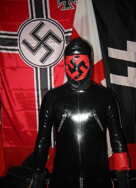 berksbondage:Rubber Nazi