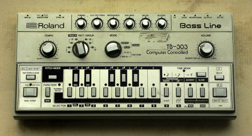 fcxiv: TB-303 by Dr. Motte