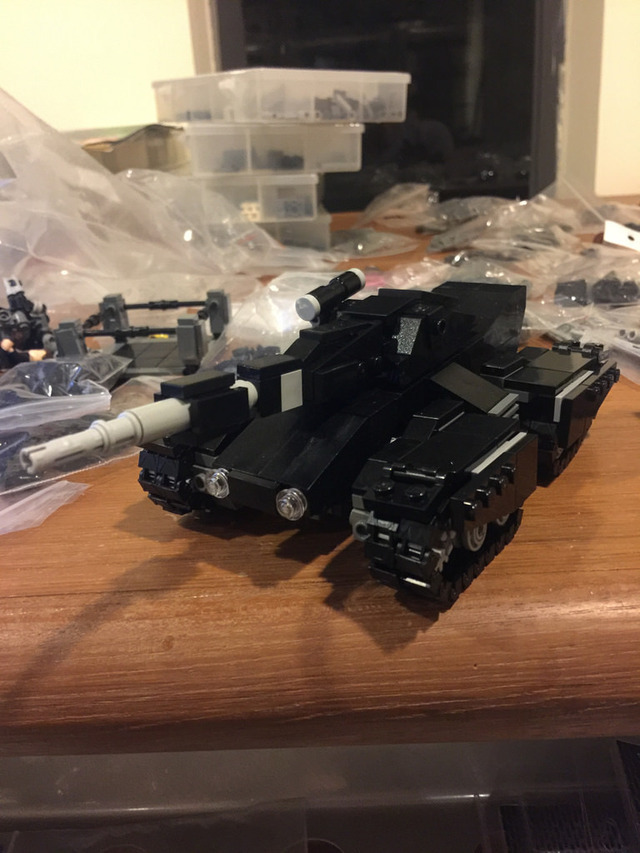 bat tank toy